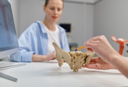 Should I See A Gynecologist For Pelvic Pain?